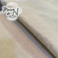 【ナチュラルなベージュで仕立てる秋のセットアップ】