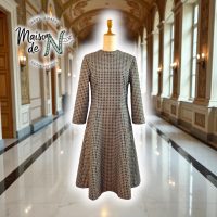 【チャコールグレーにきらめきを添えて】